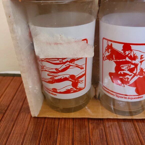 Vintage Team Canada 1976 Olympic Glasses - 2 Sets -Eight Glasses - Picture 3 of 13